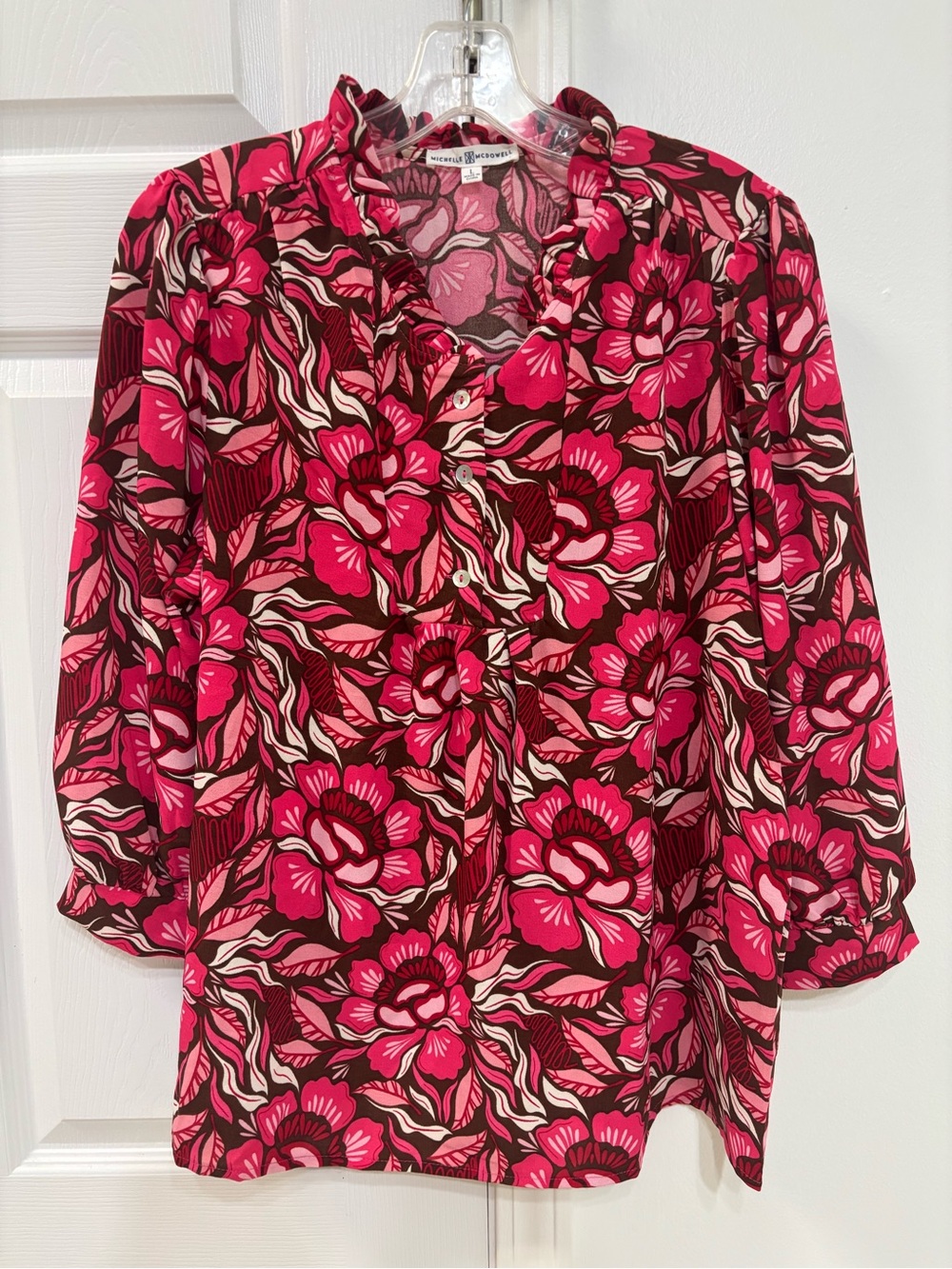 Michelle McDowell size large NWOT top